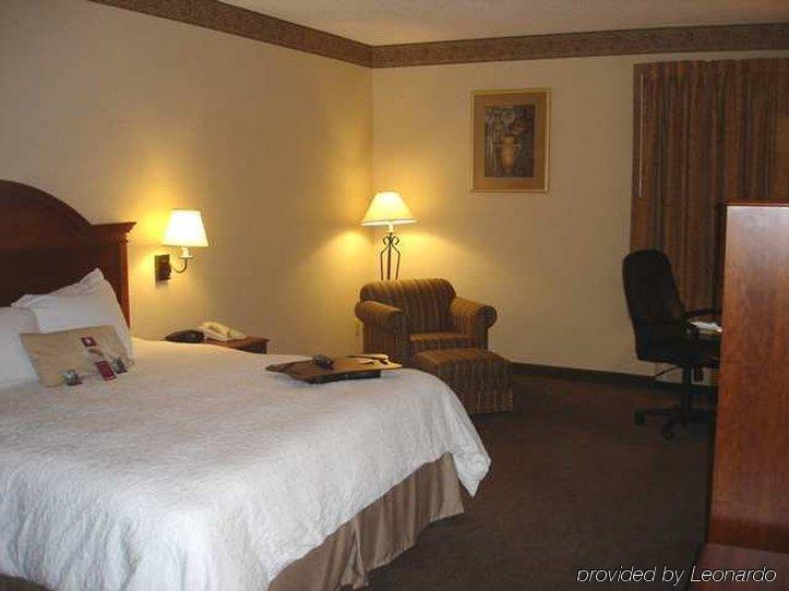 Hampton Inn Cincinnati Airport-North Hebron Δωμάτιο φωτογραφία